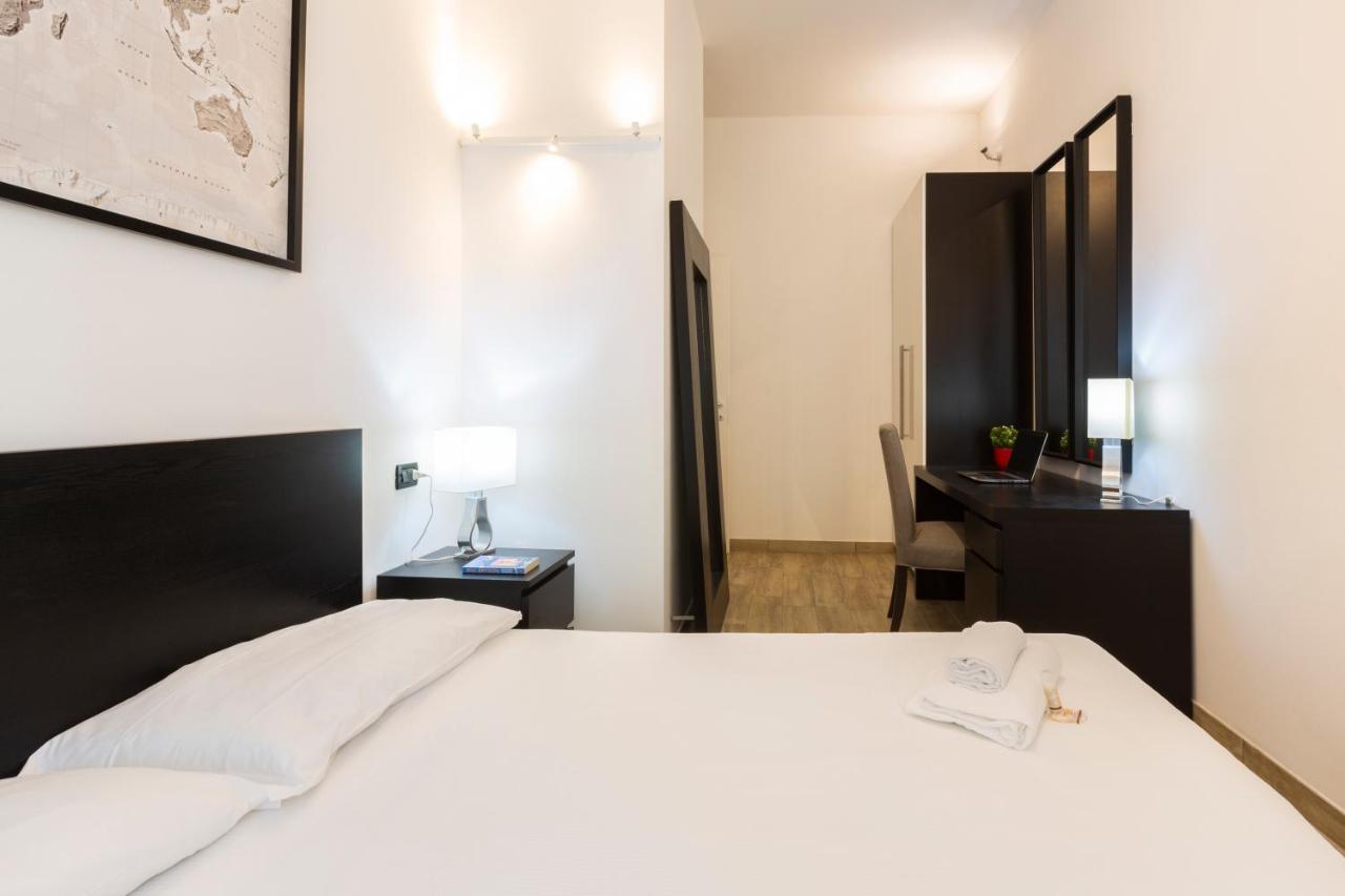 Yellow Line Apartment Милан Экстерьер фото