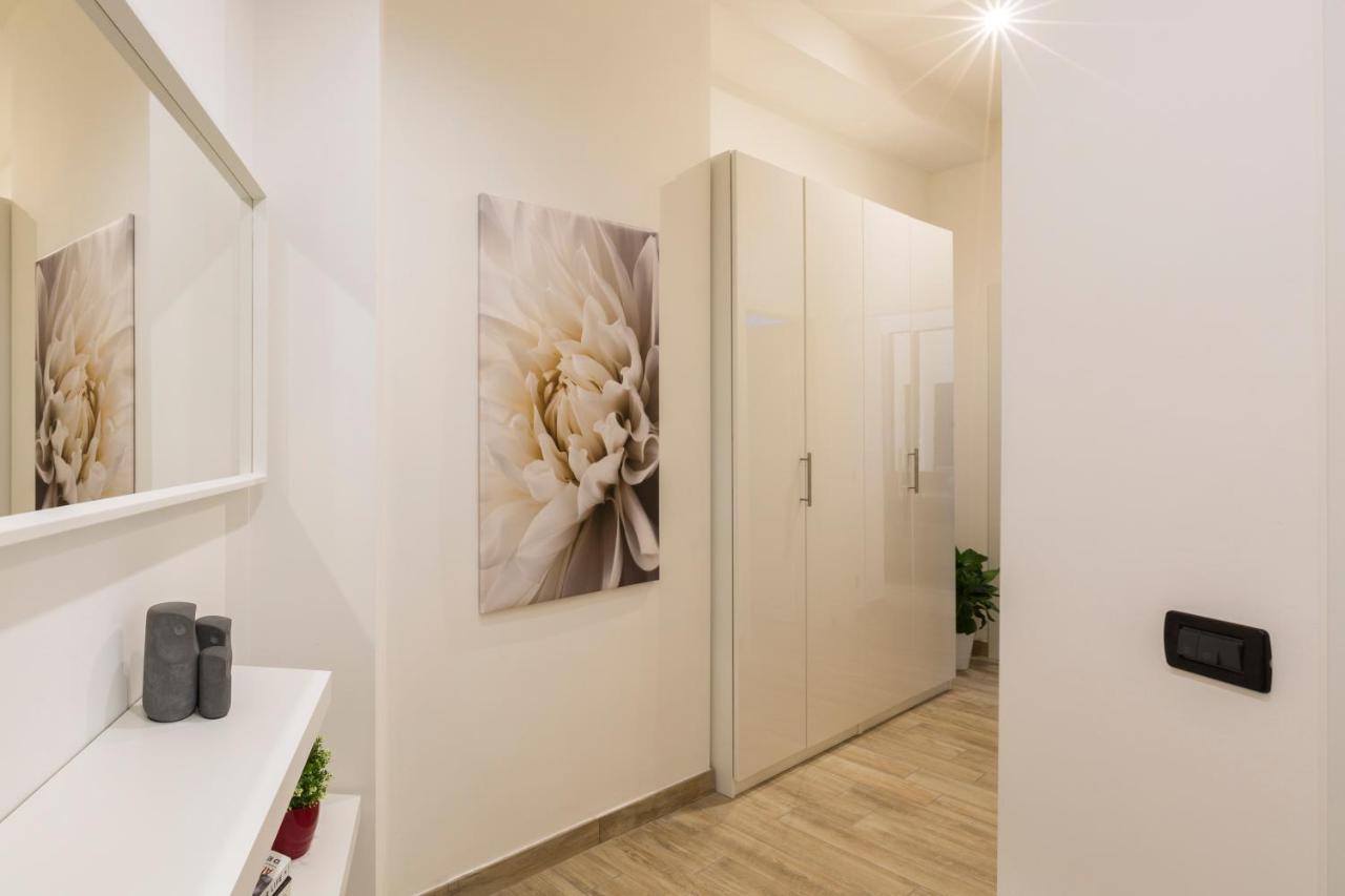 Yellow Line Apartment Милан Экстерьер фото